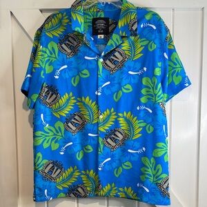 Reyn Spooner Blue Tropical Crest Short-Sleeve Button-Down Shirt